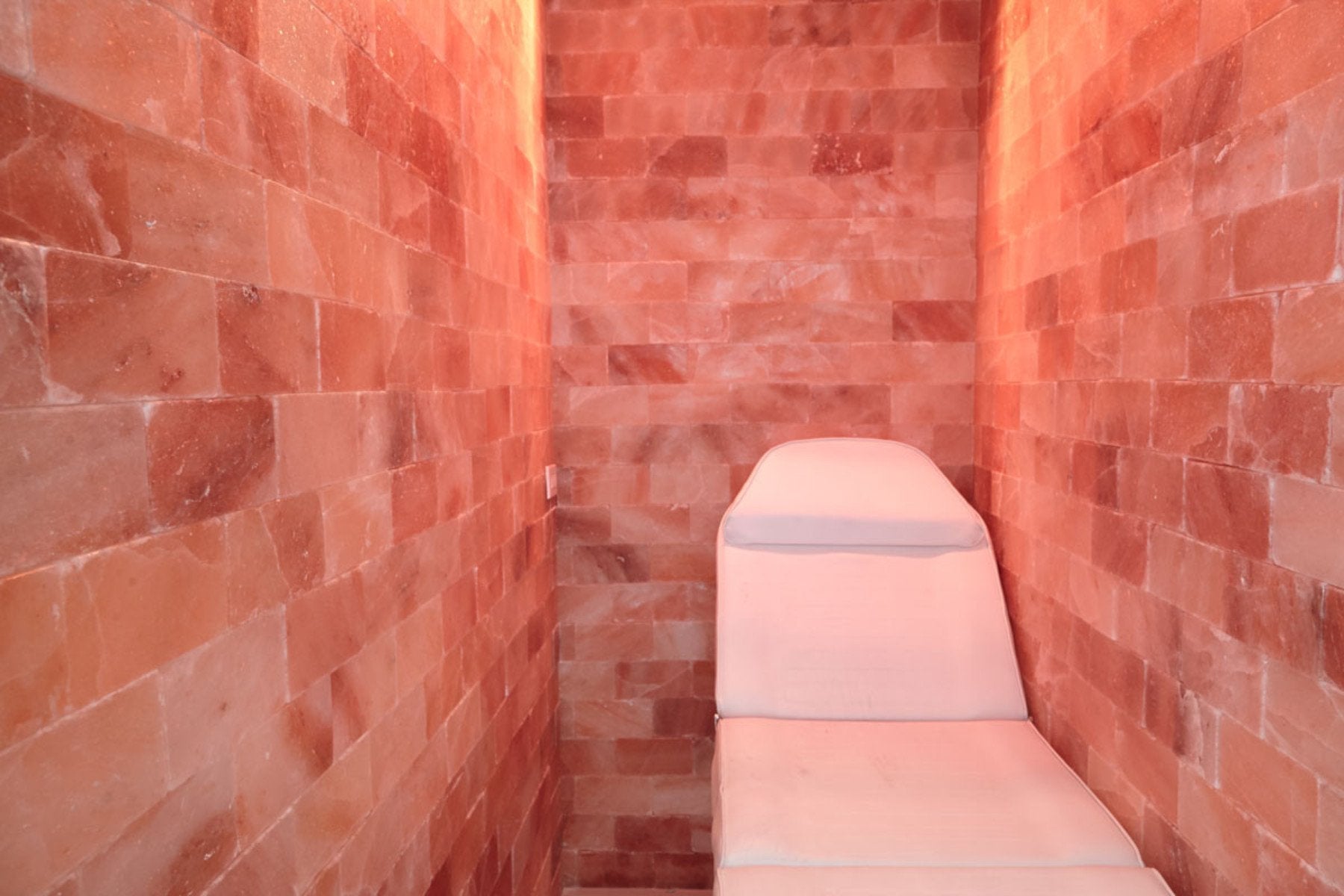 Himalayan Salt Room 4' x  4' Surface Area - 16 Sq feet - 4"x8"x2"